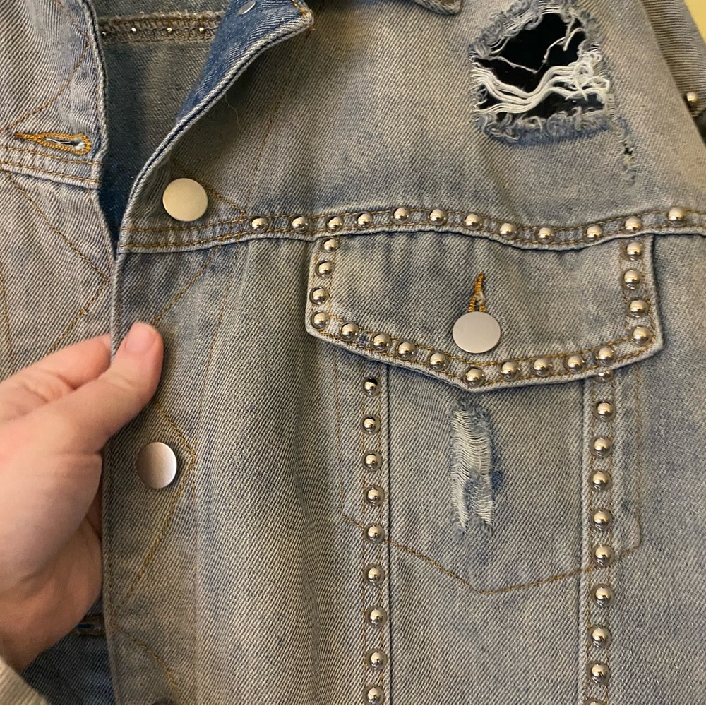 POL | Studded Denim Jacket - Picture 3 of 4
